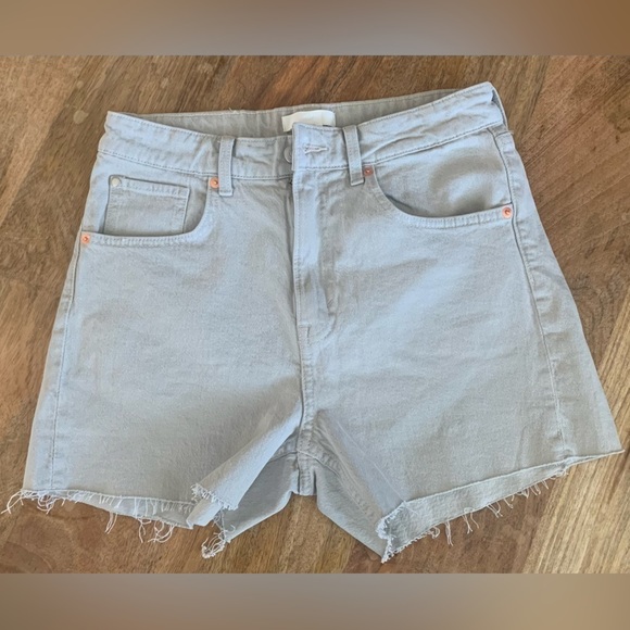H&M light gray high waist shorts size 6 - Picture 1 of 3